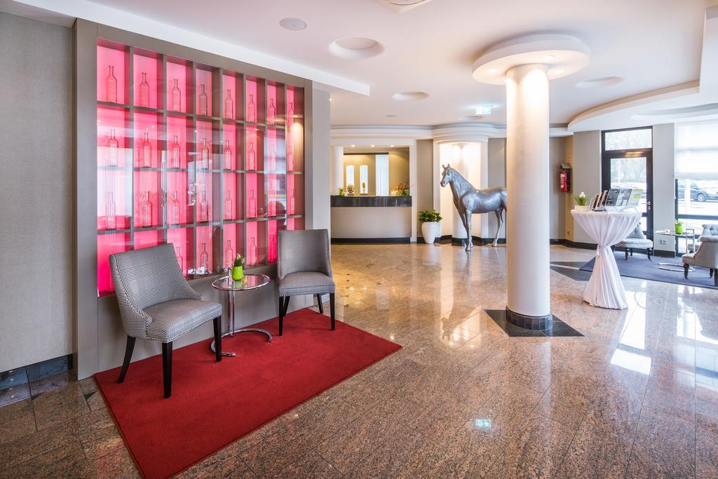 Hotel Plaza Duisburg Exterior photo